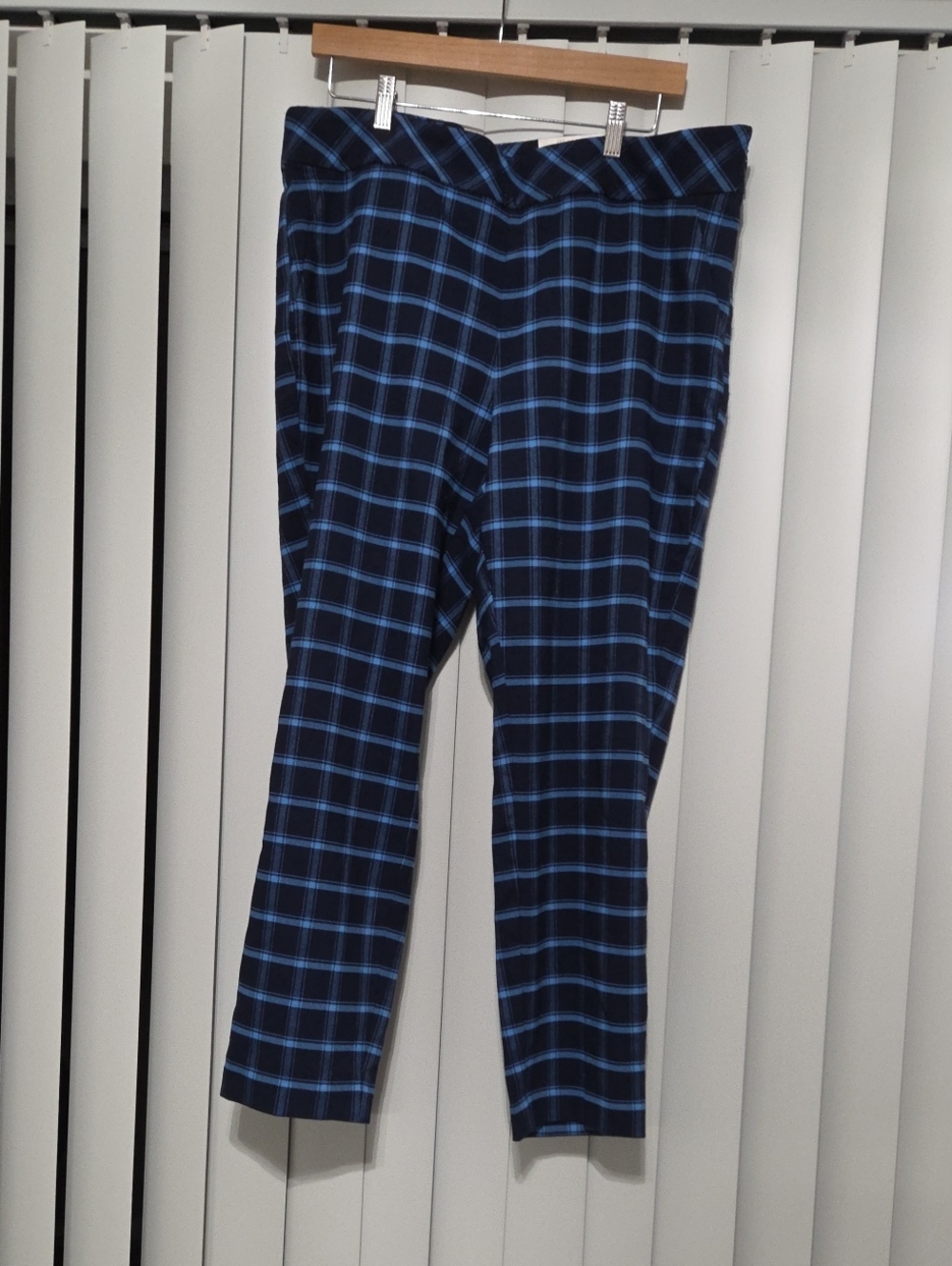 Charter Club Navy and Light Blue Plaid Cropped Pants